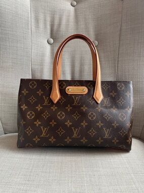 Louis Vuitton Wilshire PM Bag